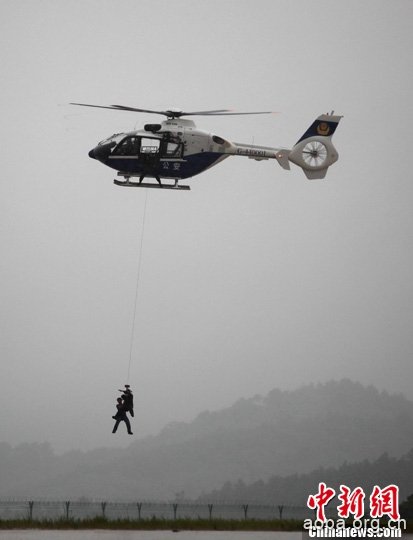 广东公安厅警用直升机飞行保障基地正式启用